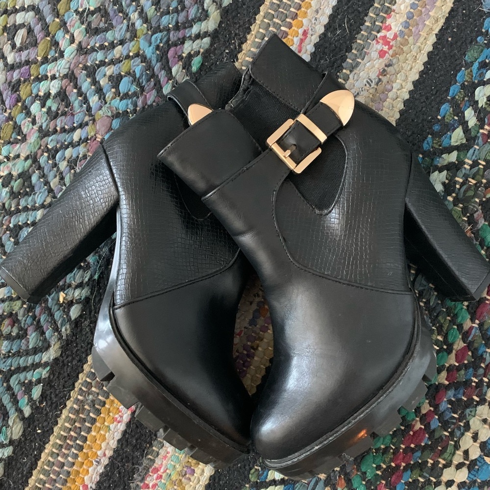 Bella Marie Heeled Booties - Size 8